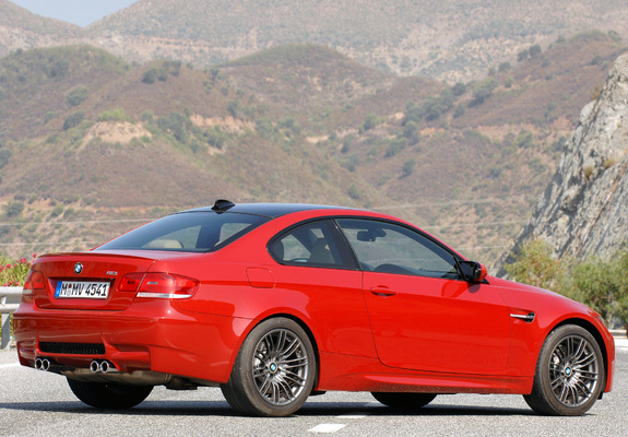 BMW M3 Coupe (E92) 2007–10 pictures