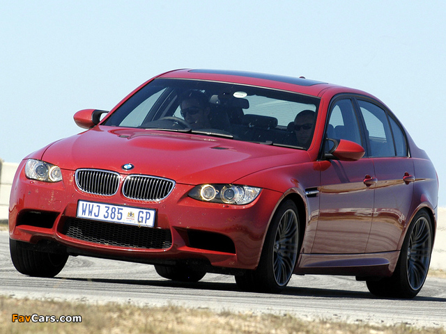 BMW M3 Sedan ZA-spec (E90) 2008–10 images (640 x 480)