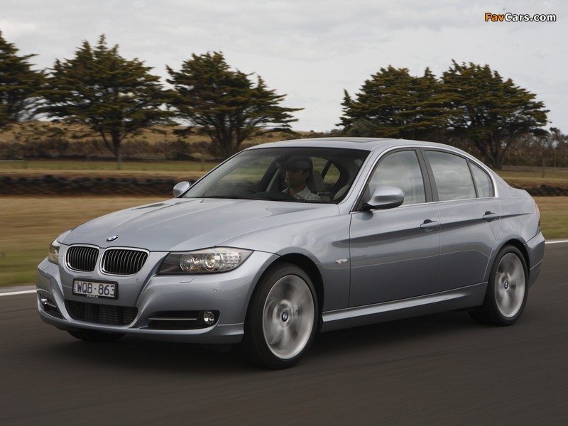 BMW 335i Sedan AU-spec (E90) 2008–11 images (800 x 600)