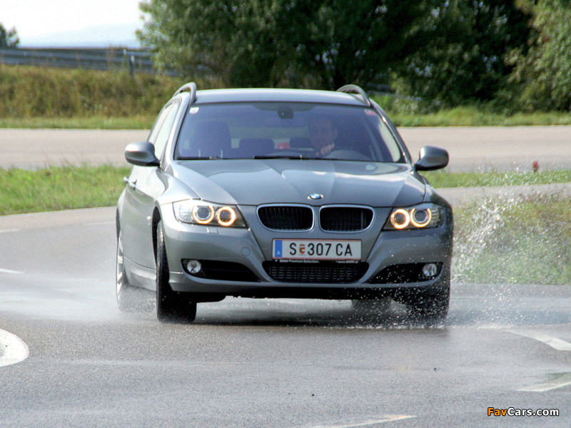 BMW 320d xDrive Touring (E91) 2008–12 images (800 x 600)