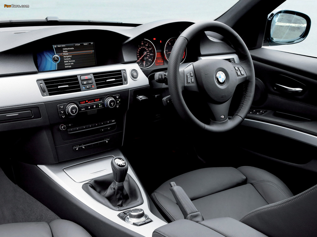BMW 330d Touring M Sports Package UK-spec (E91) 2008–12 images (1280 x 960)