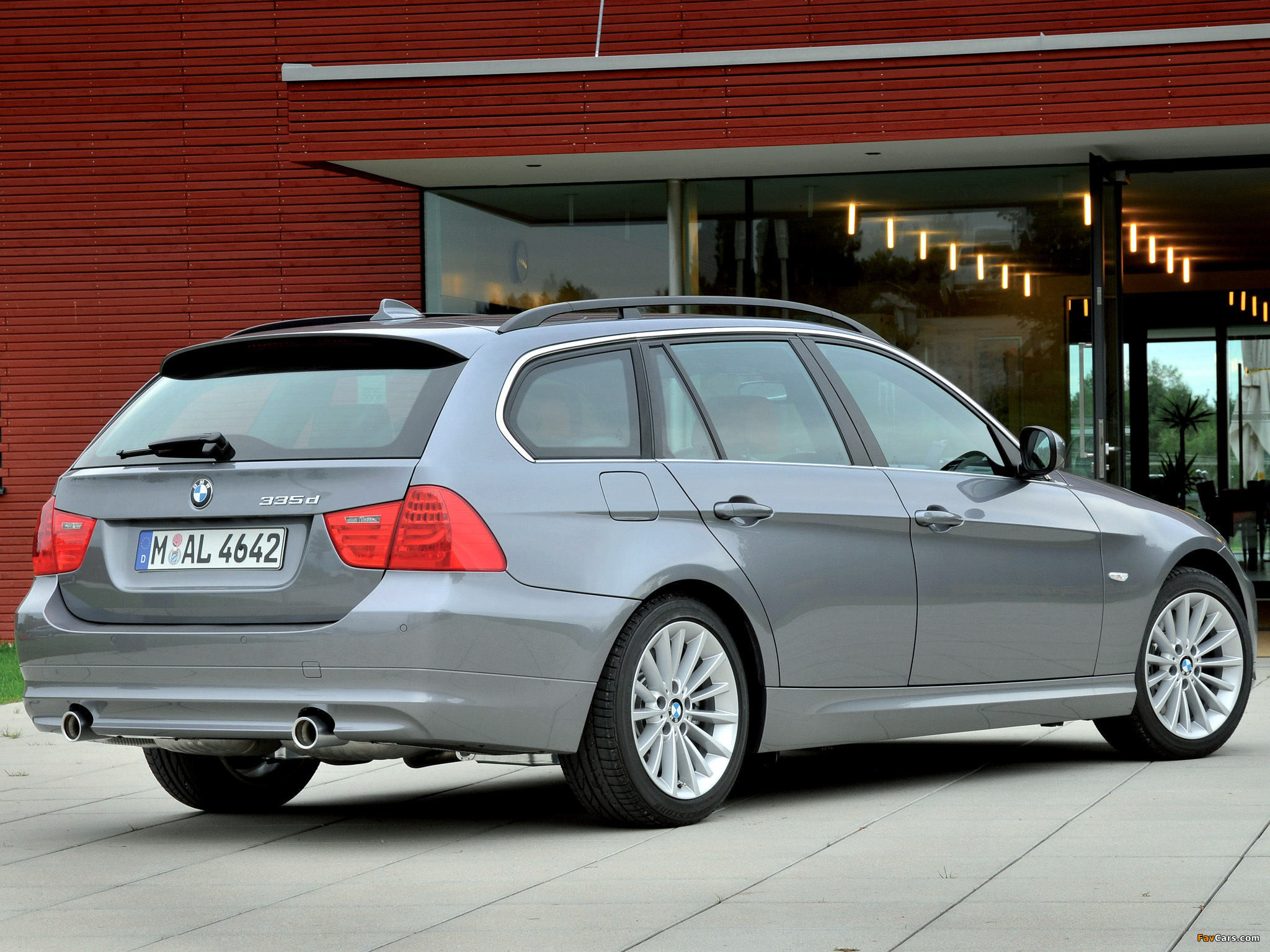 BMW 335d Touring (E91) 2008–12 images (2048 x 1536)