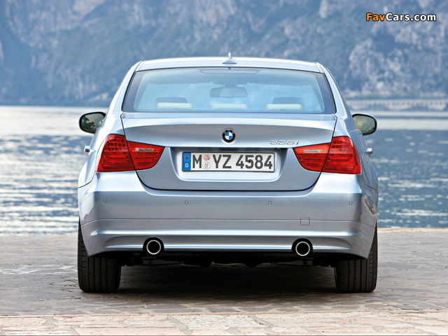 BMW 335i Sedan (E90) 2008–11 photos (640 x 480)