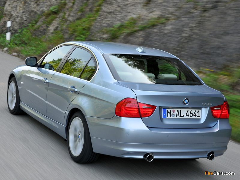 BMW 335i Sedan (E90) 2008–11 photos (800 x 600)
