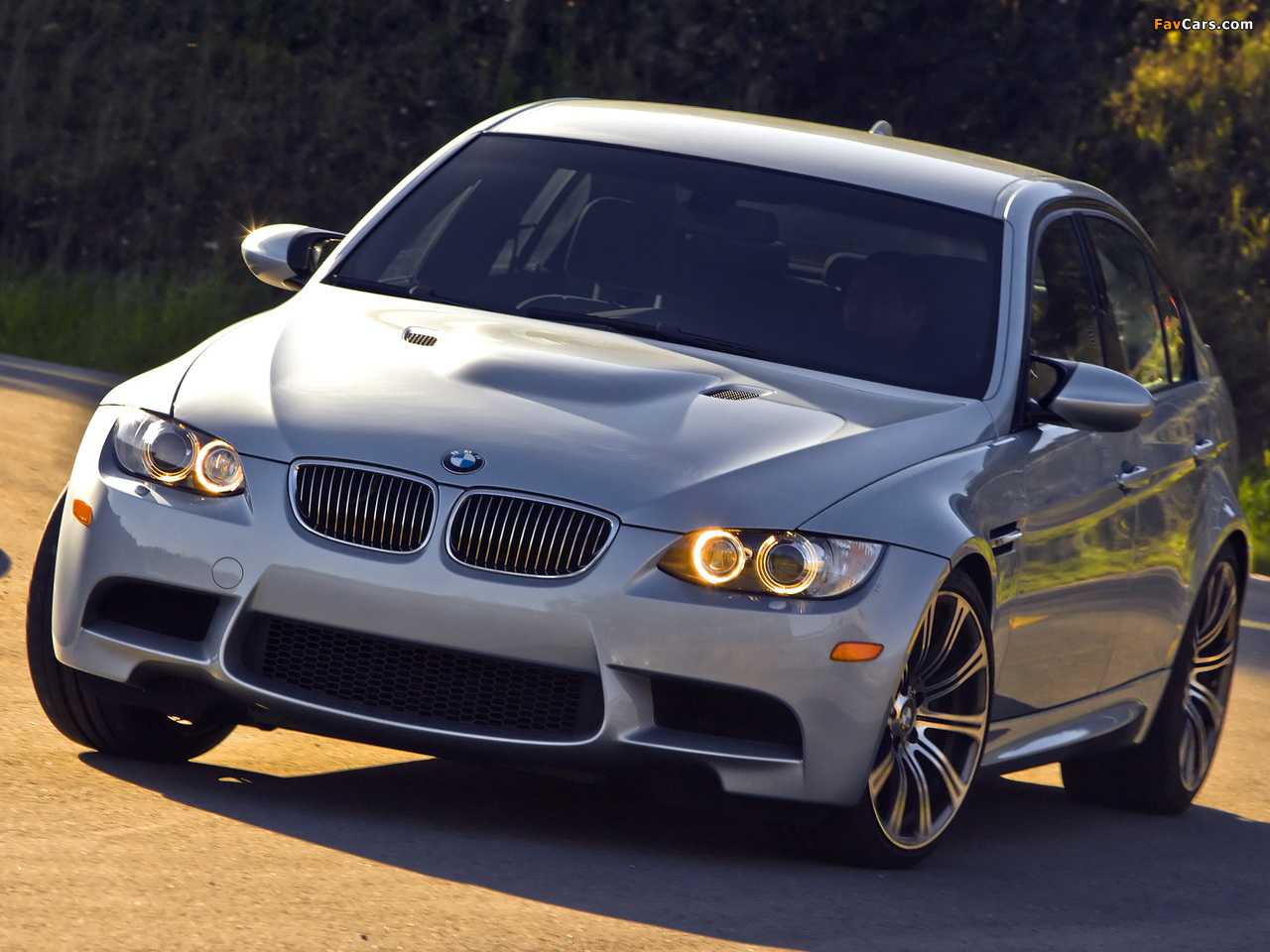 BMW M3 Sedan US-spec (E90) 2008–10 pictures (1280 x 960)