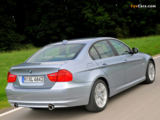 BMW 335i Sedan (E90) 2008–11 pictures (640 x 480)