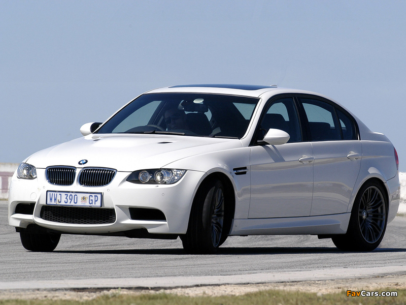 BMW M3 Sedan ZA-spec (E90) 2008–10 wallpapers (800 x 600)