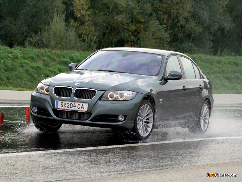 BMW 320d xDrive Sedan (E90) 2008–11 wallpapers (800 x 600)