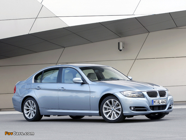 BMW 335i Sedan (E90) 2008–11 wallpapers (640 x 480)
