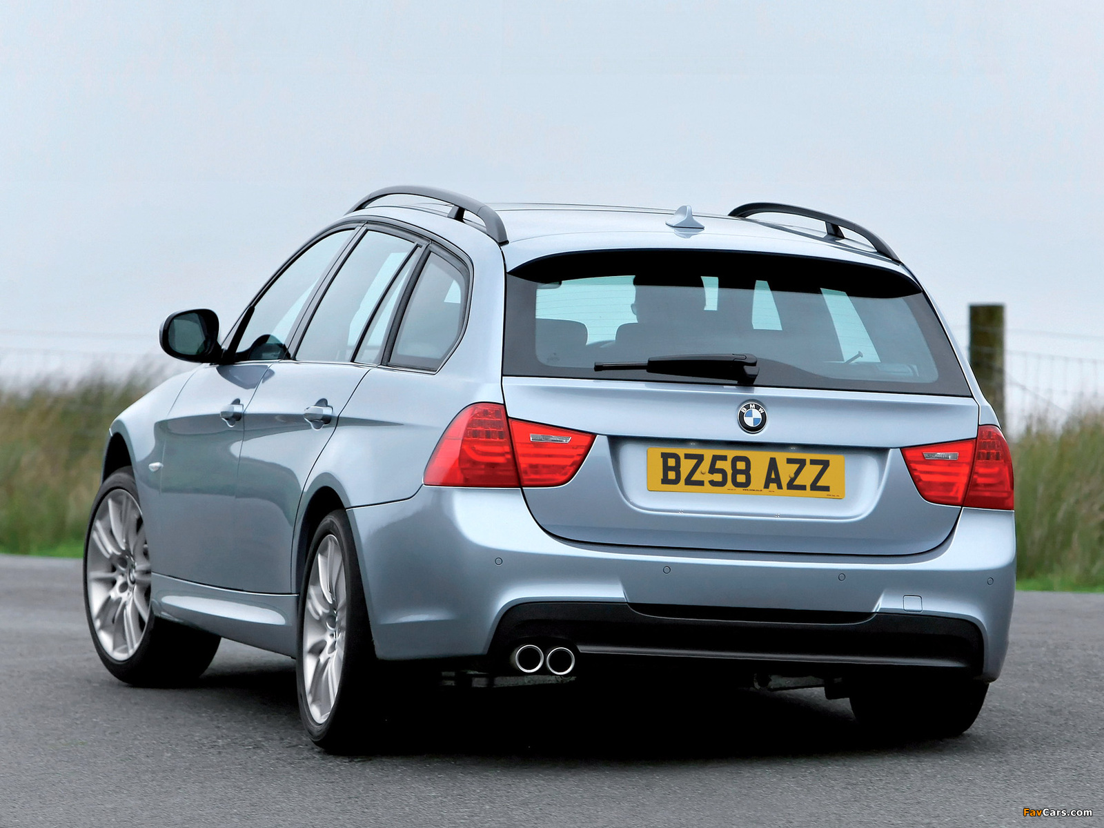 BMW 330d Touring M Sports Package UK-spec (E91) 2008–12 wallpapers (1600 x 1200)