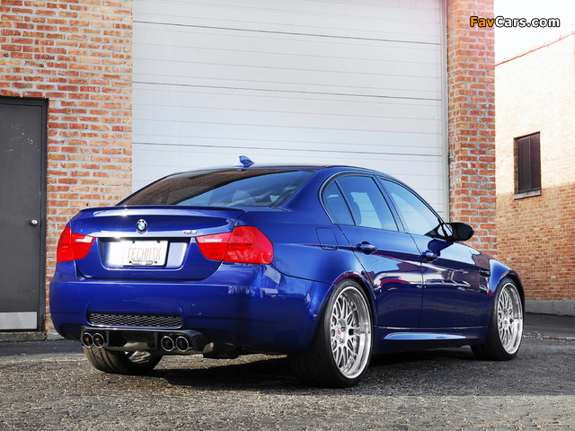 IND BMW M3 Sedan (E90) 2009–10 images (640 x 480)