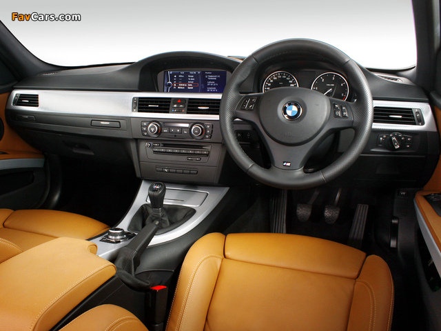 BMW 320d EfficientDynamics Edition ZA-spec (E90) 2009–11 photos (640 x 480)