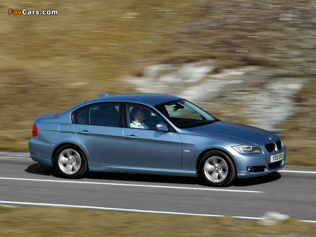 BMW 320d EfficientDynamics Edition UK-spec (E90) 2009–11 photos (640 x 480)