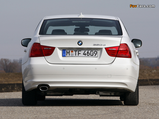 BMW 320d EfficientDynamics Edition (E90) 2009–11 pictures (640 x 480)