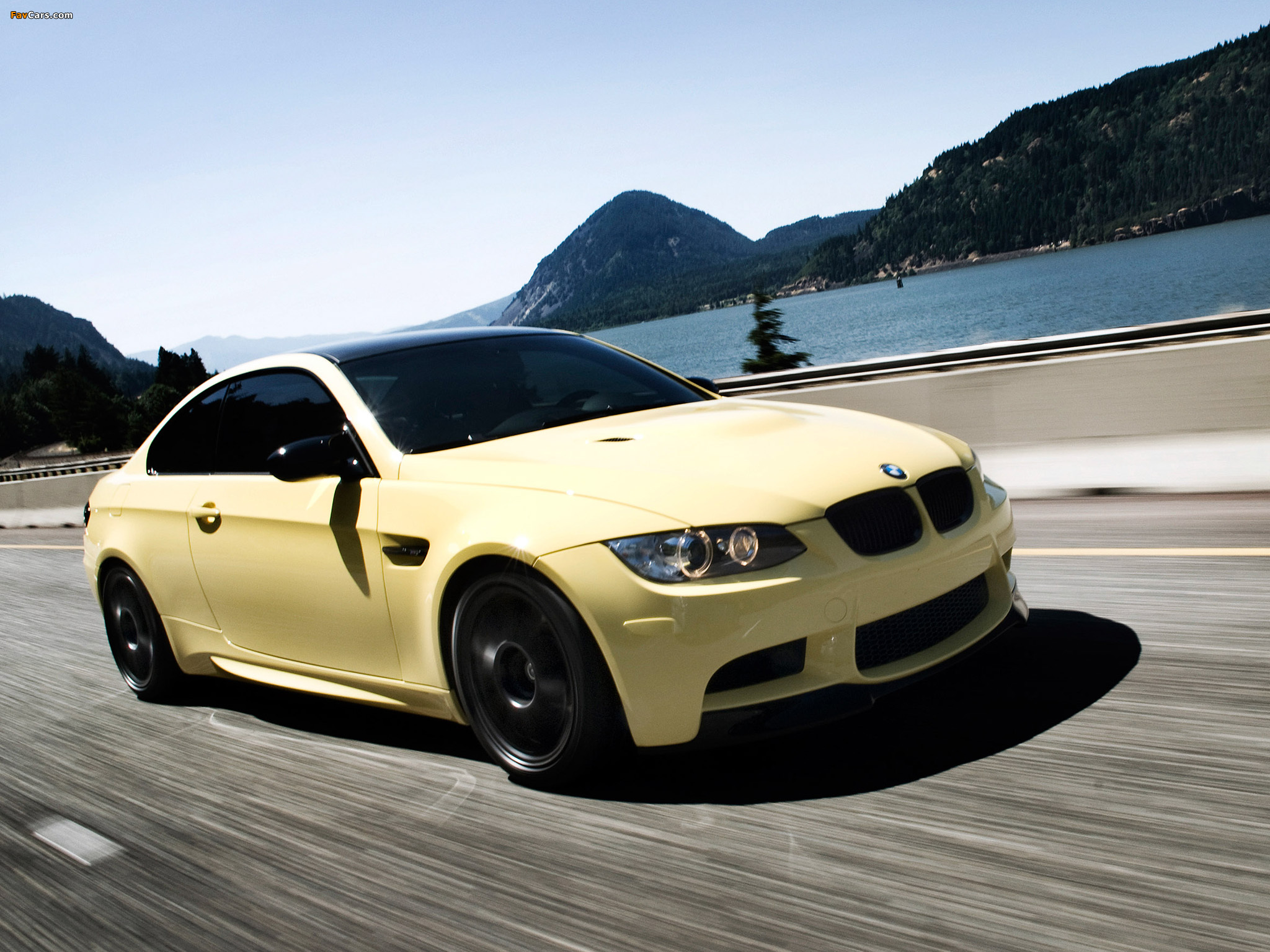 IND BMW M3 Coupe (E92) 2009–10 wallpapers (2048 x 1536)