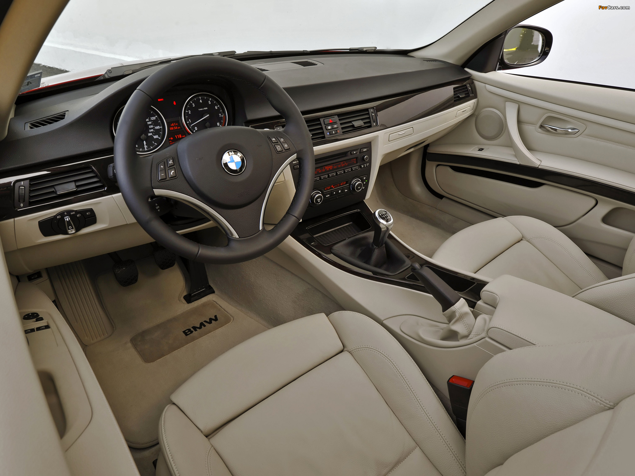 BMW 335i Coupe US-spec (E92) 2010 images (2048 x 1536)