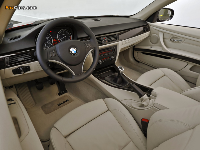 BMW 335i Coupe US-spec (E92) 2010 images (640 x 480)