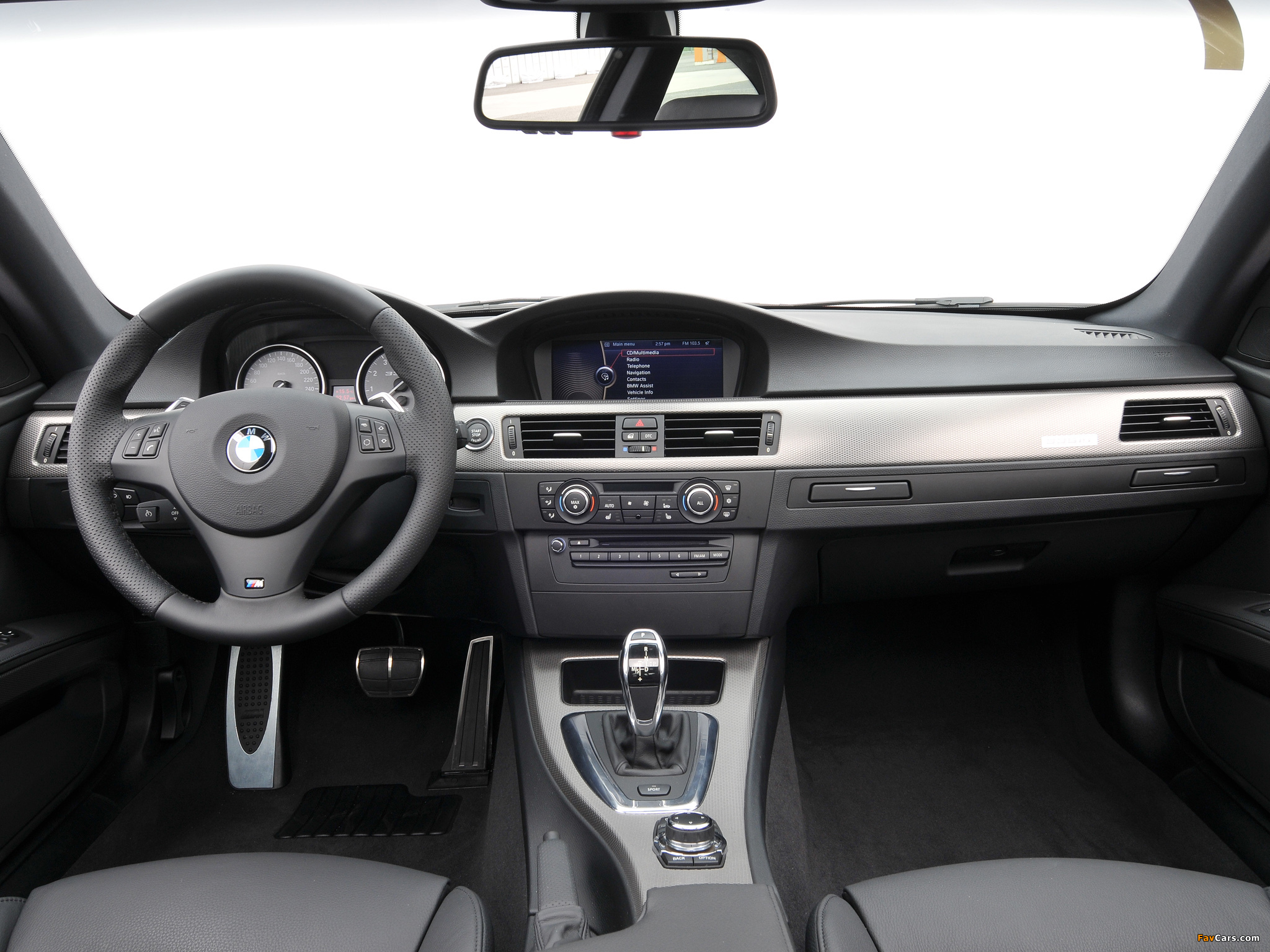 BMW 335is Coupe US-spec (E92) 2010 images (2048 x 1536)