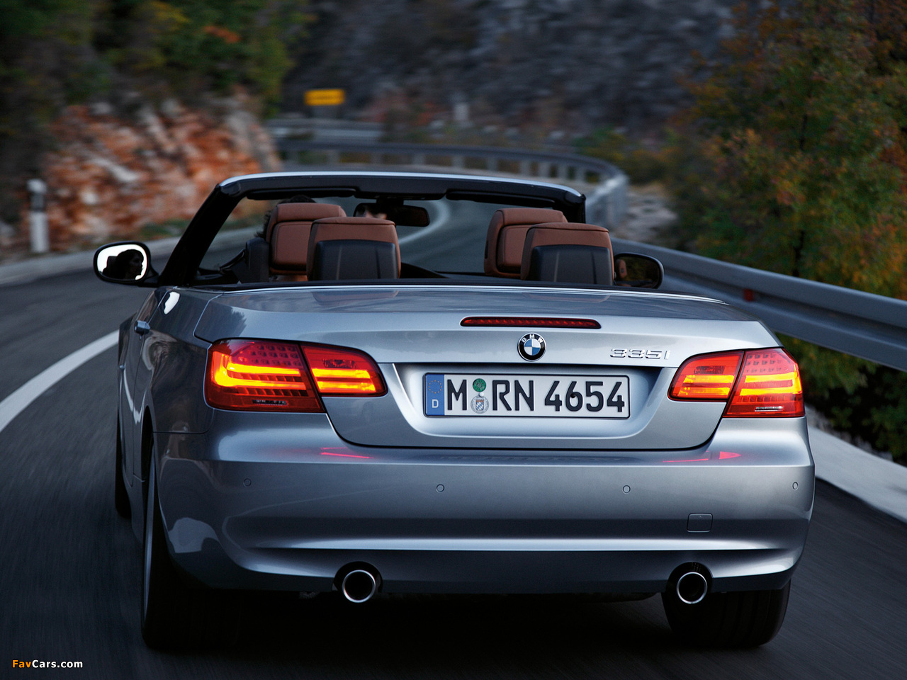 BMW 335i Cabrio (E93) 2010 images (1280 x 960)