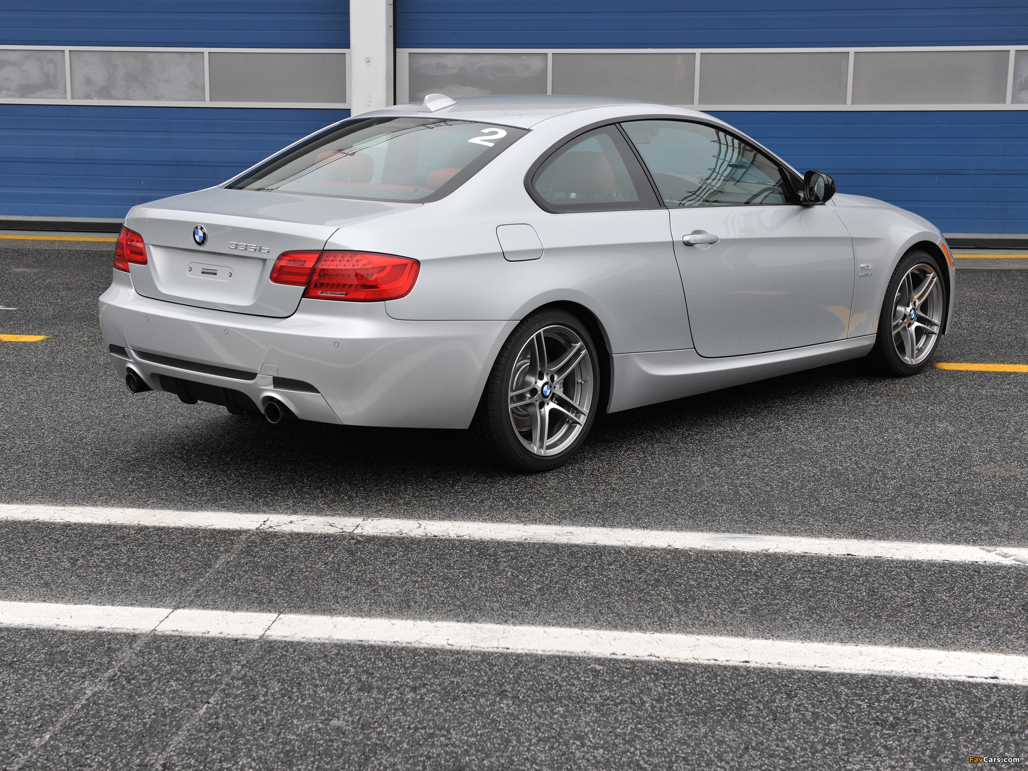 BMW 335is Coupe US-spec (E92) 2010 photos (2048 x 1536)