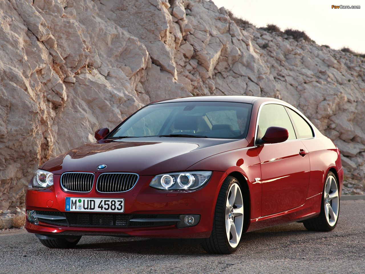 BMW 335i Coupe (E92) 2010 pictures (1280 x 960)