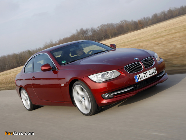 BMW 335i Coupe (E92) 2010 wallpapers (640 x 480)