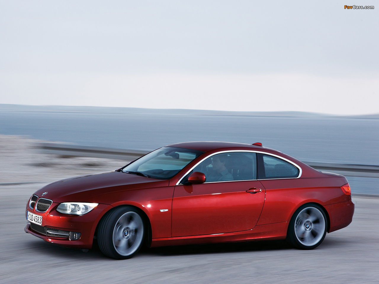 BMW 335i Coupe (E92) 2010 wallpapers (1280 x 960)