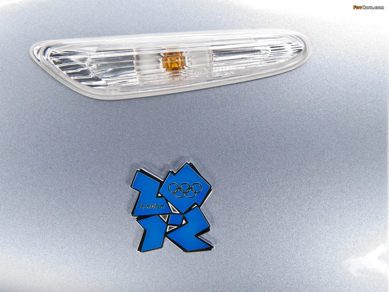 BMW 318i Sedan Performance Edition (E90) 2011 images (1280 x 960)