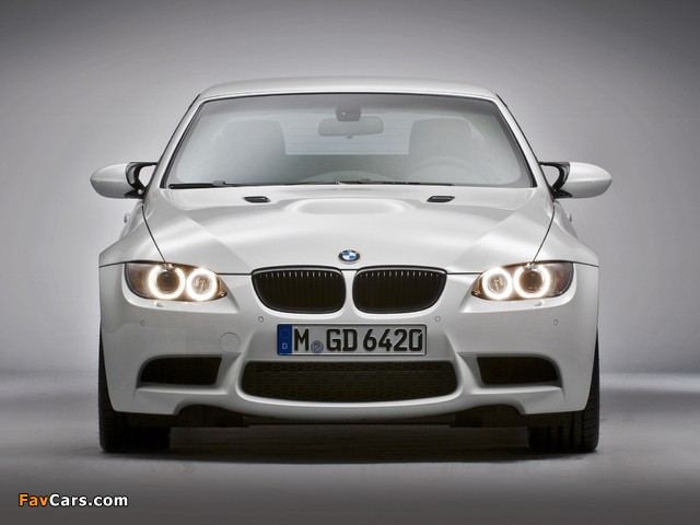 BMW M3 Pickup (E93) 2011 photos (640 x 480)