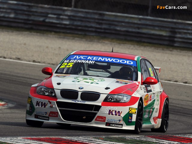 BMW 320 TC WTCC Sedan (E90) 2011 pictures (640 x 480)