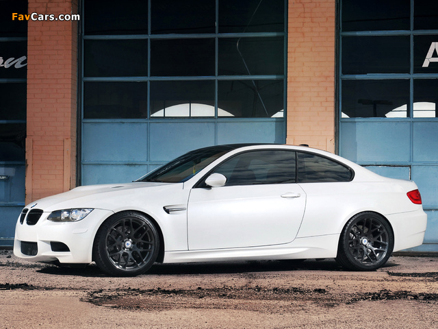 IND BMW M3 Coupe (E92) 2011 wallpapers (640 x 480)