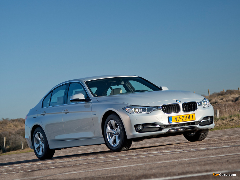 BMW 320i Sedan Sport Line (F30) 2012 images (1024 x 768)