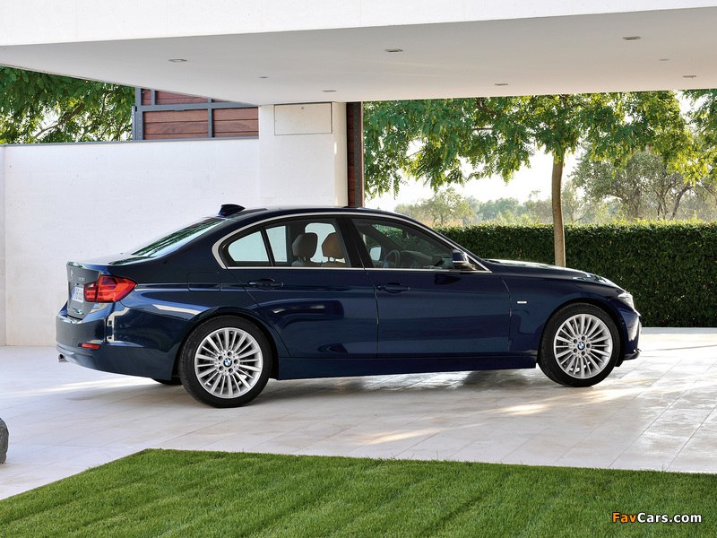 BMW 328i Sedan Luxury Line (F30) 2012 photos (800 x 600)