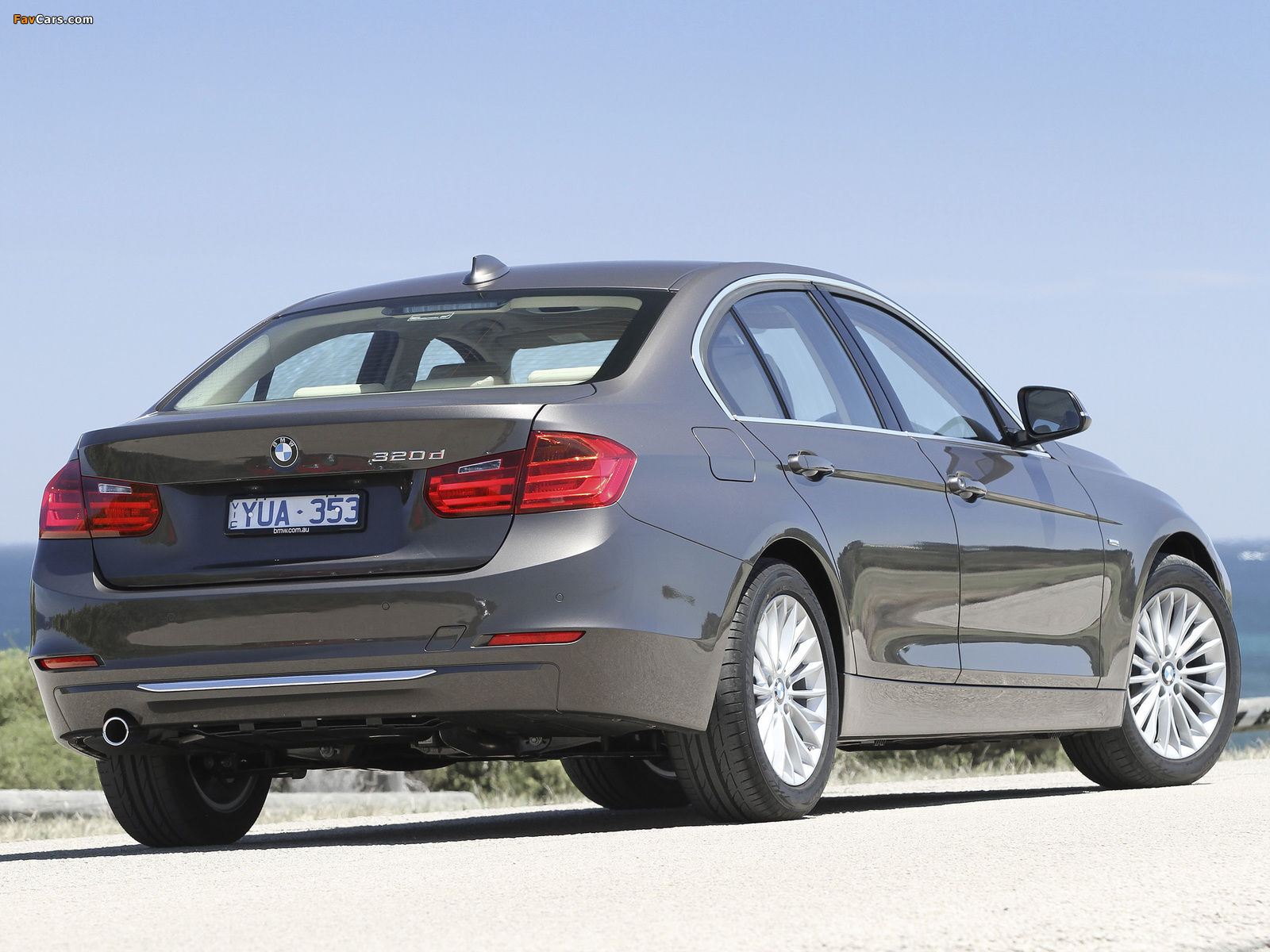 BMW 320d Sedan Modern Line AU-spec (F30) 2012 photos (1600 x 1200)