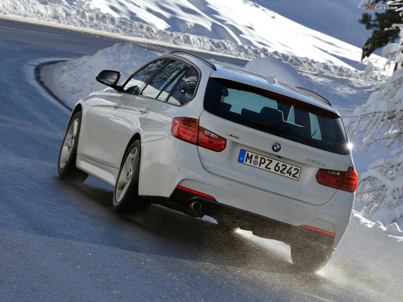 BMW 320d xDrive Touring M Sports Package (F31) 2013 images (1280 x 960)