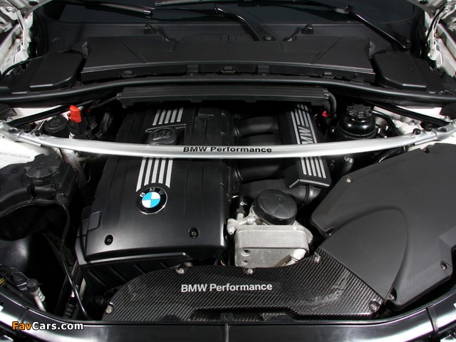 Leib GT 300 (E92) 2013 pictures (640 x 480)