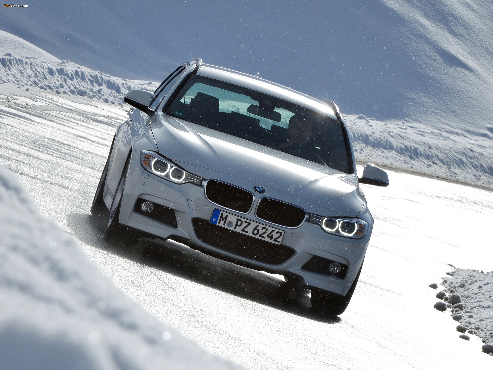 BMW 320d xDrive Touring M Sports Package (F31) 2013 pictures (2048 x 1536)