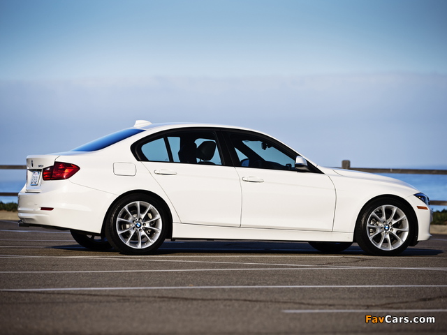 BMW 320i Sedan US-spec (F30) 2013 wallpapers (640 x 480)