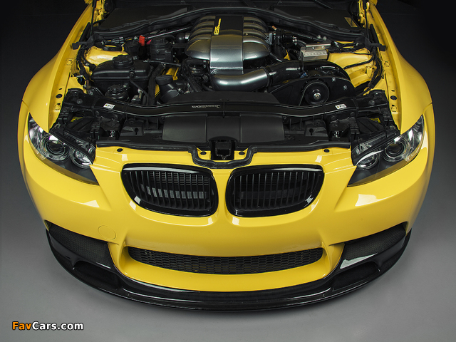 IND BMW M3 Sedan Dakar Yellow (E90) 2013 wallpapers (640 x 480)