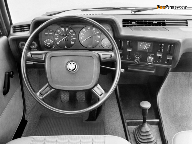 BMW 315 (E21) 1981–83 images (640 x 480)