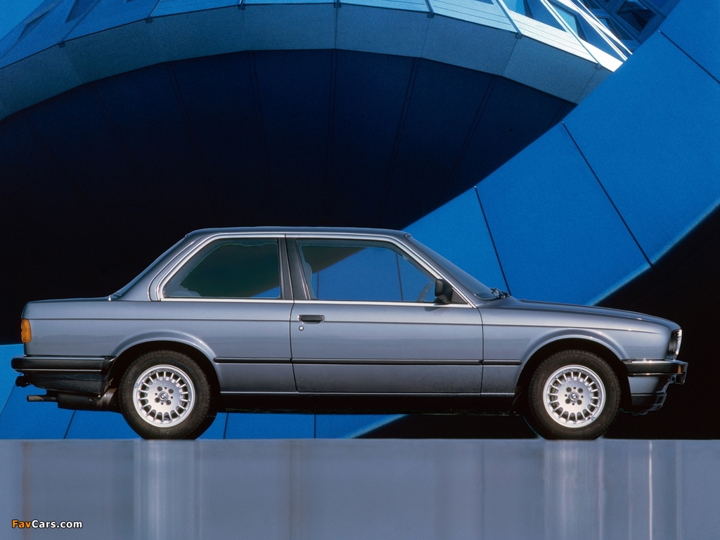 BMW 318i Coupe (E30) 1982–91 photos (1024 x 768)