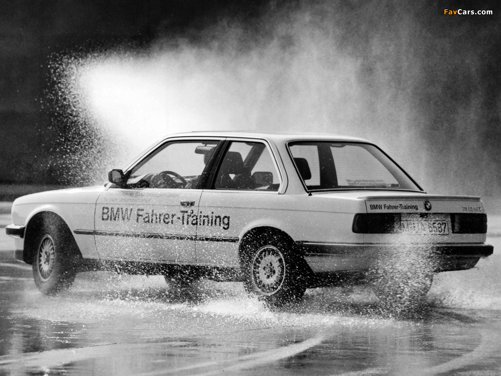 BMW 325i Coupe (E30) 1983–91 photos (1024 x 768)