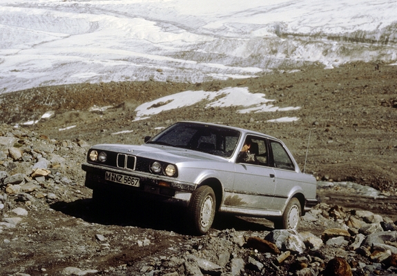 BMW 325iX Coupe (E30) 1987–91 images