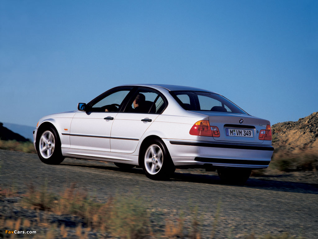 BMW 320d Sedan (E46) 1998–2001 images (1024 x 768)