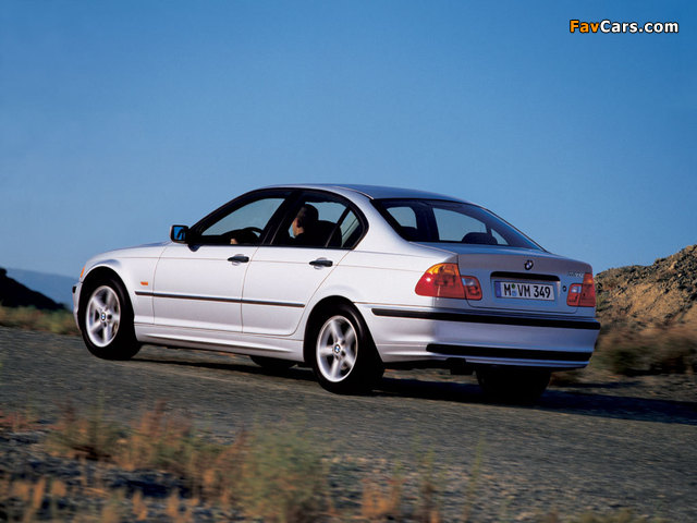 BMW 320d Sedan (E46) 1998–2001 images (640 x 480)