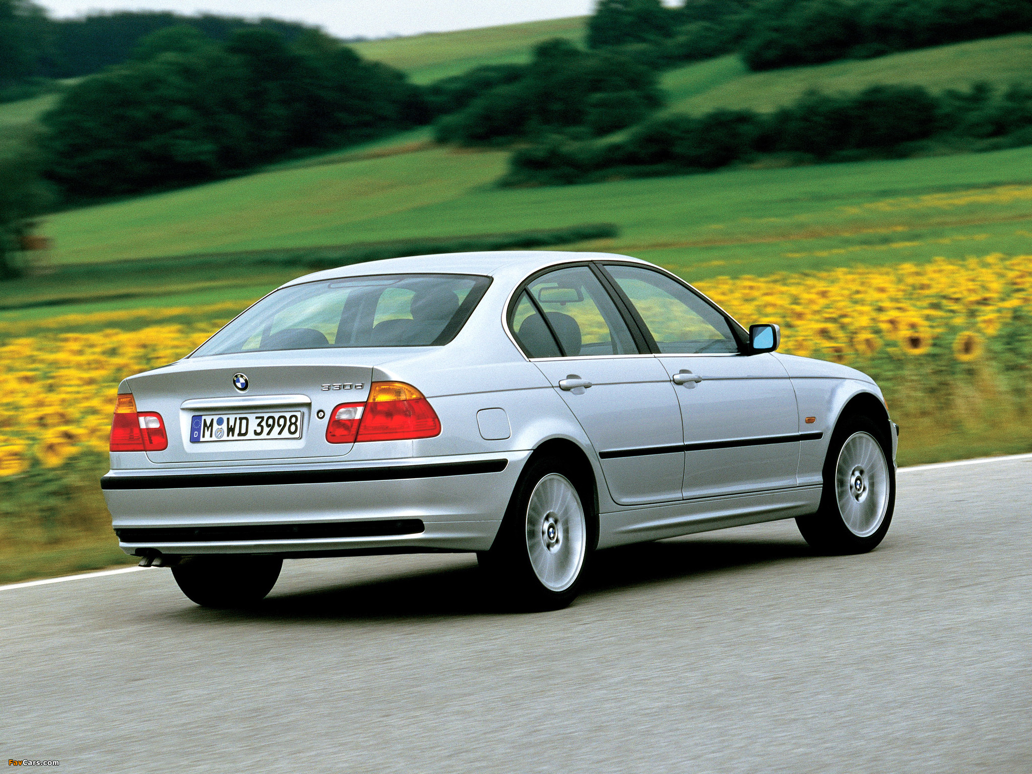 BMW 330d Sedan (E46) 1999–2001 photos (2048 x 1536)