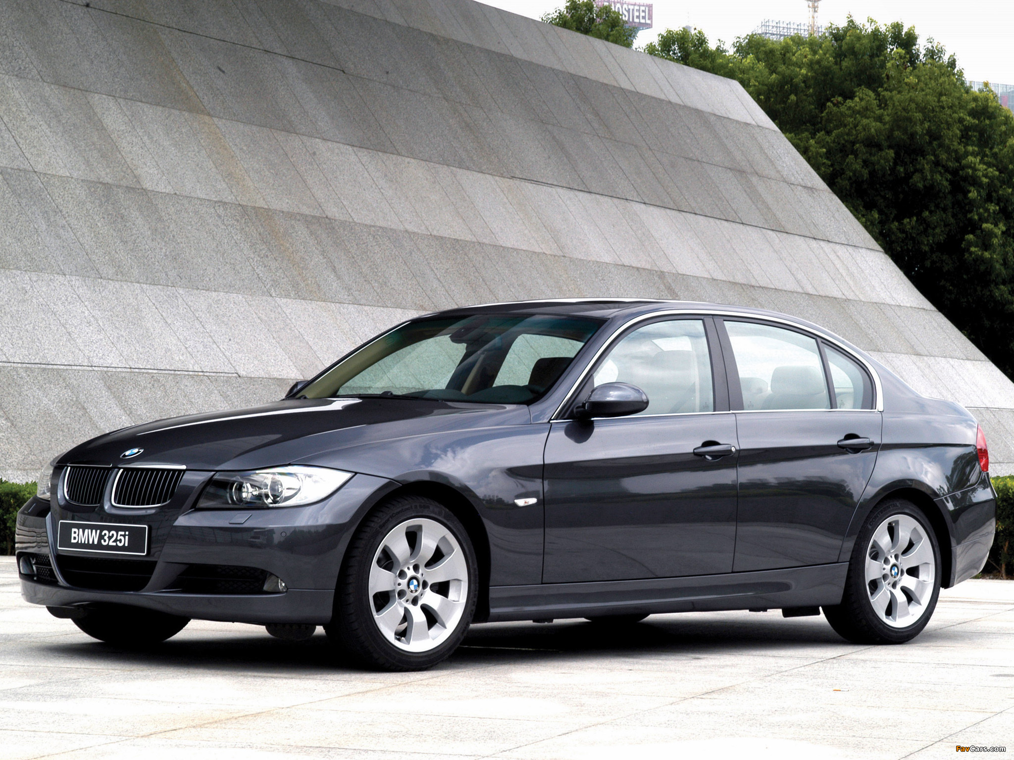 BMW 325i Sedan (E90) 2005–08 wallpapers (2048 x 1536)