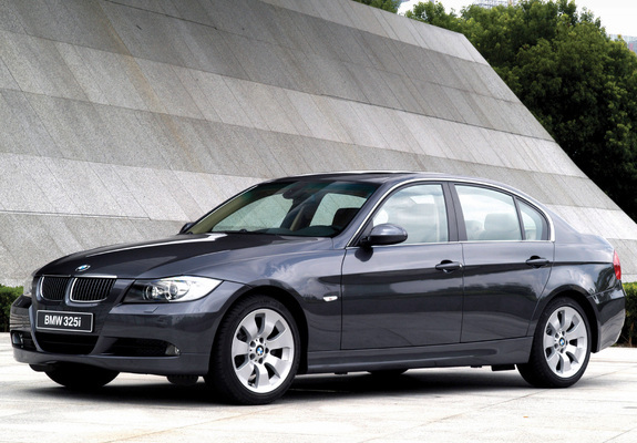 BMW 325i Sedan (E90) 2005–08 wallpapers