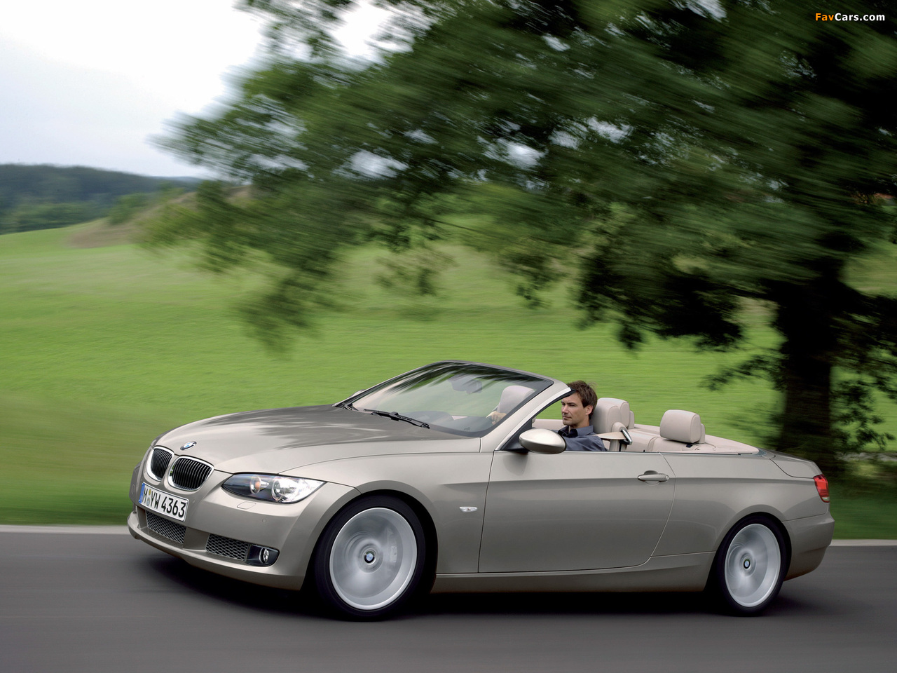 BMW 335i Cabrio (E93) 2007–10 pictures (1280 x 960)