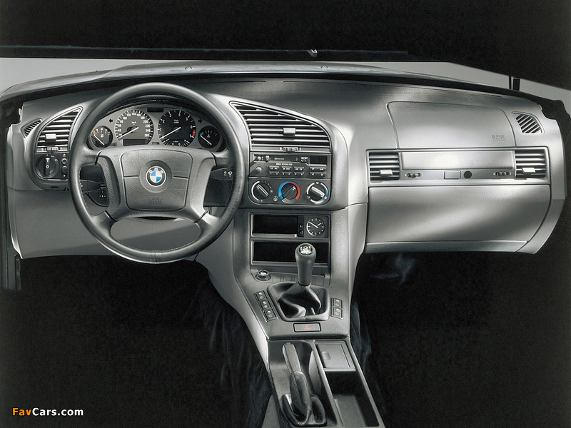 Images of BMW 3 Series Sedan (E36) 1990–98 (800 x 600)